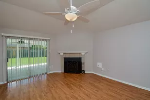 1910 Crosscoach Ln, Katy, TX 77449 - Photo 14