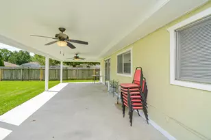 1910 Crosscoach Ln, Katy, TX 77449 - Photo 34