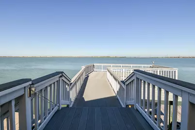 538 Paradise Drive, Tiki Island, TX 77554 - Photo 22