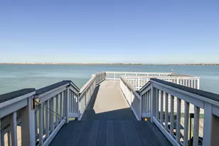 538 Paradise Dr, Tiki Island, TX 77554 - Photo 22