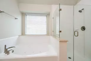 802 Childers Ct, Stafford, TX 77477 - Photo 36