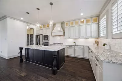 147 Grace Point Drive, Sugar Land, TX 77498 - Photo 8