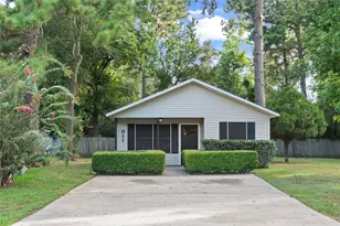 911 Mainer Ln, Tomball, TX 77375 - Photo 1