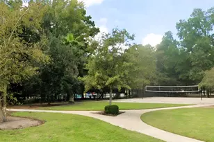 14614 Carolina Hollow Ln, Houston, TX 77044 - Photo 38