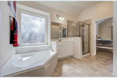 14614 Carolina Hollow Lane, Houston, TX 77044 - Photo 18