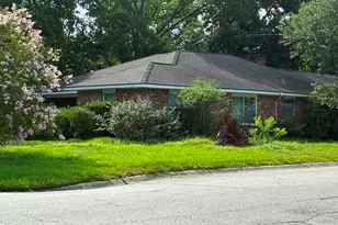 4502 Creekbend Dr, Houston, TX 77035 - Photo 8