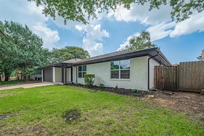 3407 Coachlight Lane, Baytown, TX 77521 - Photo 4