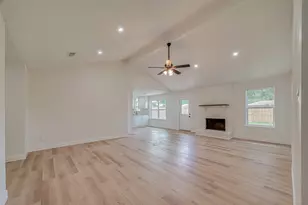 3407 Coachlight Ln, Baytown, TX 77521 - Photo 8