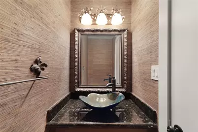 7929 Woodway Drive #4, Houston, TX 77063 - Photo 16