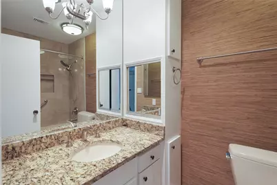 7929 Woodway Drive #4, Houston, TX 77063 - Photo 20