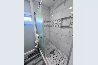 2811 Avenue Q 1/2, Galveston, TX 77550 - Photo 22