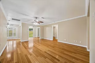 15710 Thunderbay Dr, Houston, TX 77062 - Photo 2