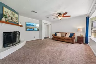 4418 Saffron Ln, Friendswood, TX 77546 - Photo 2