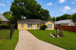 9218 Kerrwood Ln, Houston, TX 77080 - Photo 2