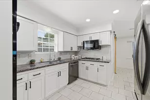 3411 Point Clear Dr, Missouri City, TX 77459 - Photo 8