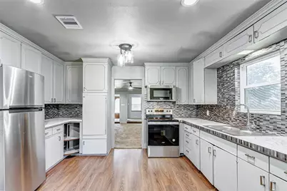 5211 Farmer Street, Houston, TX 77020 - Photo 8