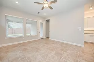 10738 Bridgeport Path Ct, Missouri City, TX 77459 - Photo 6