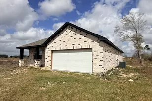 523 Rd 5844, Cleveland, TX 77327 - Photo 2