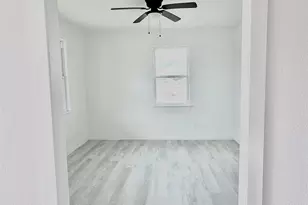 523 Rd 5844, Cleveland, TX 77327 - Photo 10