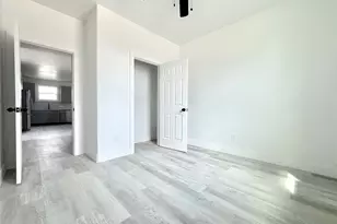 523 Rd 5844, Cleveland, TX 77327 - Photo 20