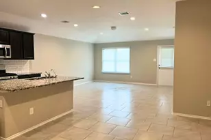 8310 Rose Petals Ln, Rosharon, TX 77583 - Photo 4