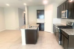 8310 Rose Petals Ln, Rosharon, TX 77583 - Photo 8