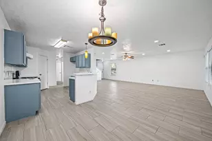 9450 Sunflower Ridge Ln, Houston, TX 77064 - Photo 10