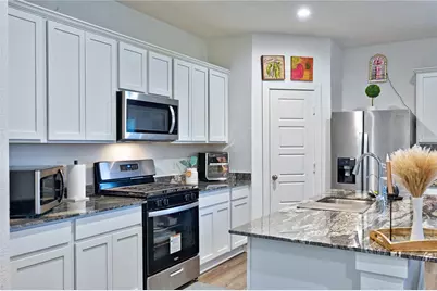 8522 Kokernot Lane, Rosharon, TX 77583 - Photo 6