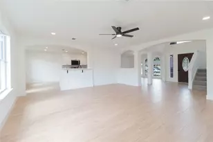 415 Binnacle Way, Crosby, TX 77532 - Photo 10