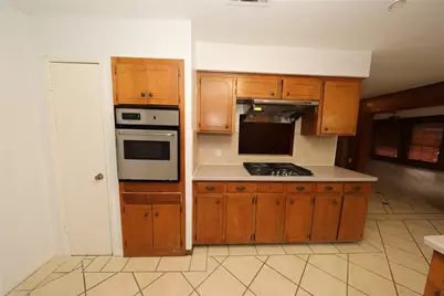 8519 Leader Street, Houston, TX 77036 - Photo 18