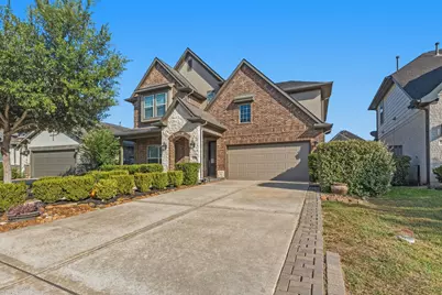 10806 Bouldin Creek, Missouri City, TX 77459 - Photo 2