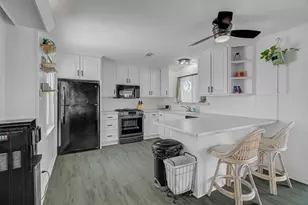 283 Barracuda St, Bayou Vista, TX 77563 - Photo 20