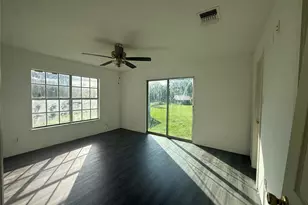 292 Manila Dr, Angleton, TX 77515 - Photo 2