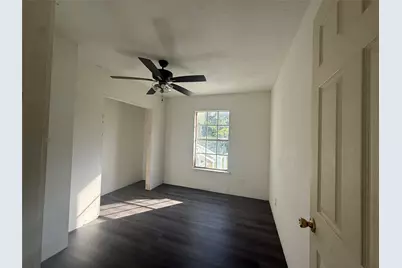 292 Manila Drive, Angleton, TX 77515 - Photo 4