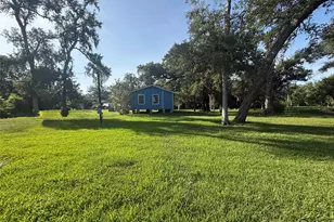 292 Manila Dr, Angleton, TX 77515 - Photo 6
