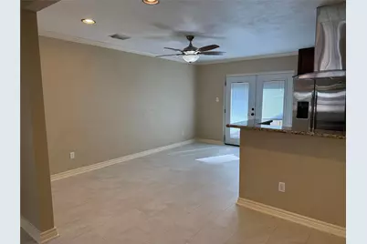 515 Tallowood Road #4, Houston, TX 77024 - Photo 4