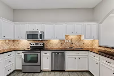 6 Regency Point, Montgomery, TX 77356 - Photo 20