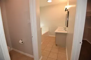 9514 Curry Landing Dr, Houston, TX 77095 - Photo 18