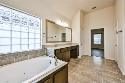 1504 Peyton Oaks Place, Houston, TX 77043 - Photo 34