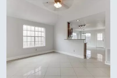 17010 Blue Mist Circle, Sugar Land, TX 77498 - Photo 6
