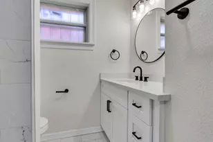 4406 Trafalgar Dr, Houston, TX 77045 - Photo 18
