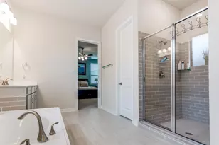 4110 Hazy Rock Ln, League City, TX 77573 - Photo 12