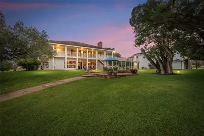 7023 Wolters Road, Schulenburg, TX 78956 - Photo 8