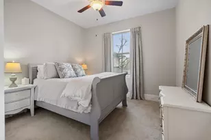 12730 Pebblebrook Dr, Houston, TX 77024 - Photo 32