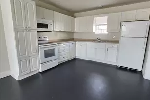 4710 Pelican St, Hitchcock, TX 77563 - Photo 6