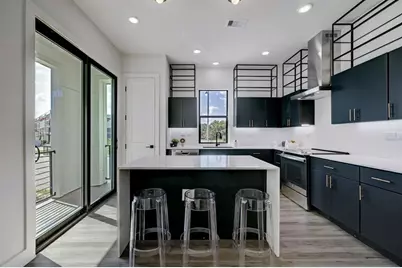 4722 Old Spanish Trail #B201, Houston, TX 77021 - Photo 2