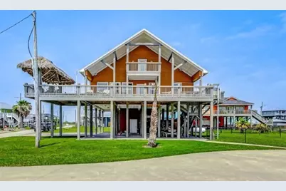 950 Seadrift Drive, Crystal Beach, TX 77650 - Photo 2