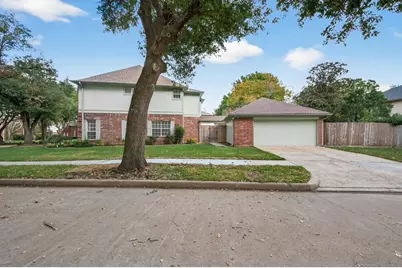 2431 Parkwood Lane, Sugar Land, TX 77479 - Photo 28