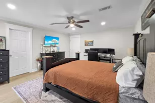 1255 E Pineshadows Dr, Sour Lake, TX 77659 - Photo 10