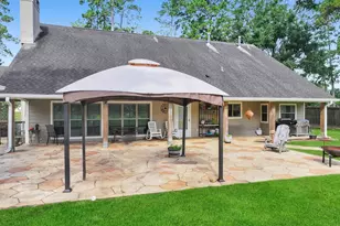 1255 E Pineshadows Dr, Sour Lake, TX 77659 - Photo 38
